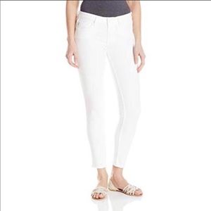 Vigoss The Jagger skinny *distressed* white jean